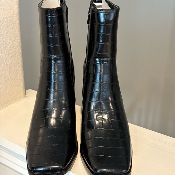 Lisa Vicky Craze Faux Leather Croc Bootie Womens 8.5 Black Embossed Square Toe - Picture 6 of 10